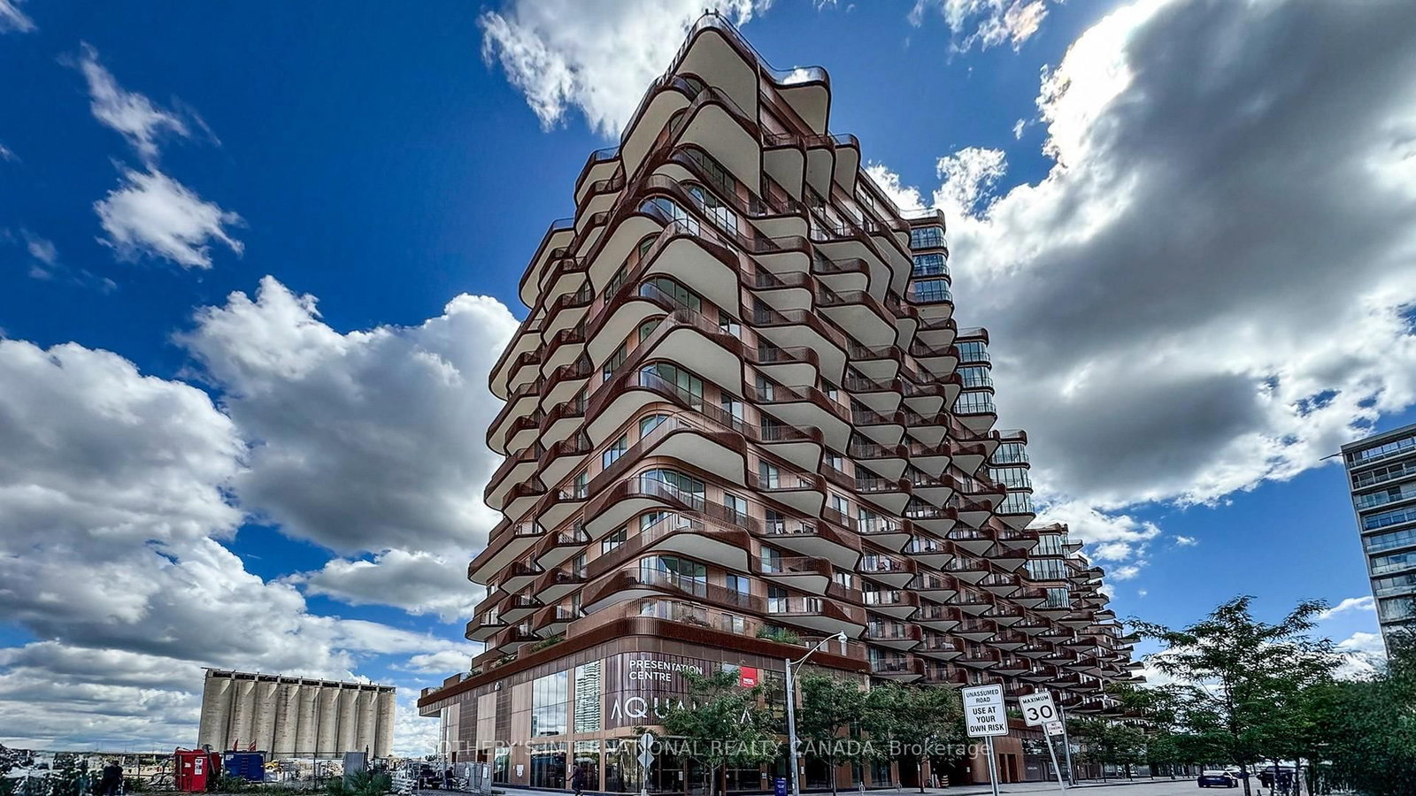 155 Merchants' Wharf, Unit 903 - Photo 49