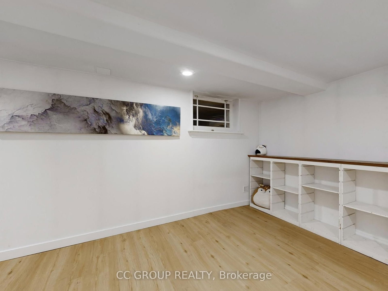 Listing Image 35