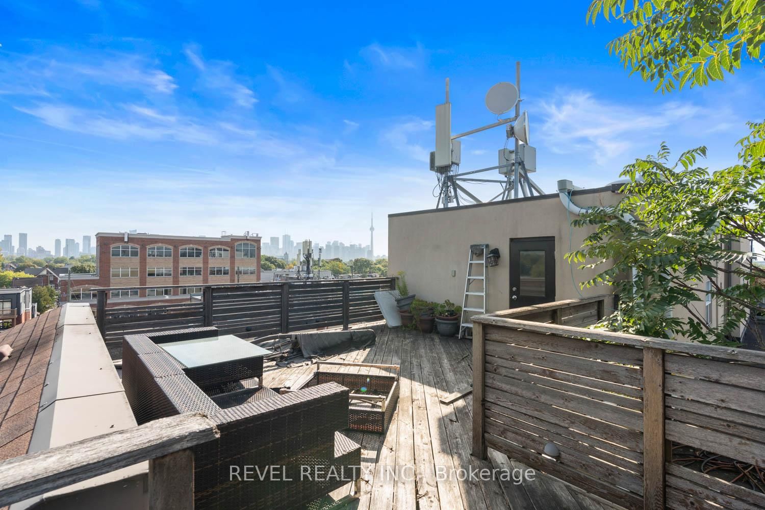 850 College Street - Photo 33