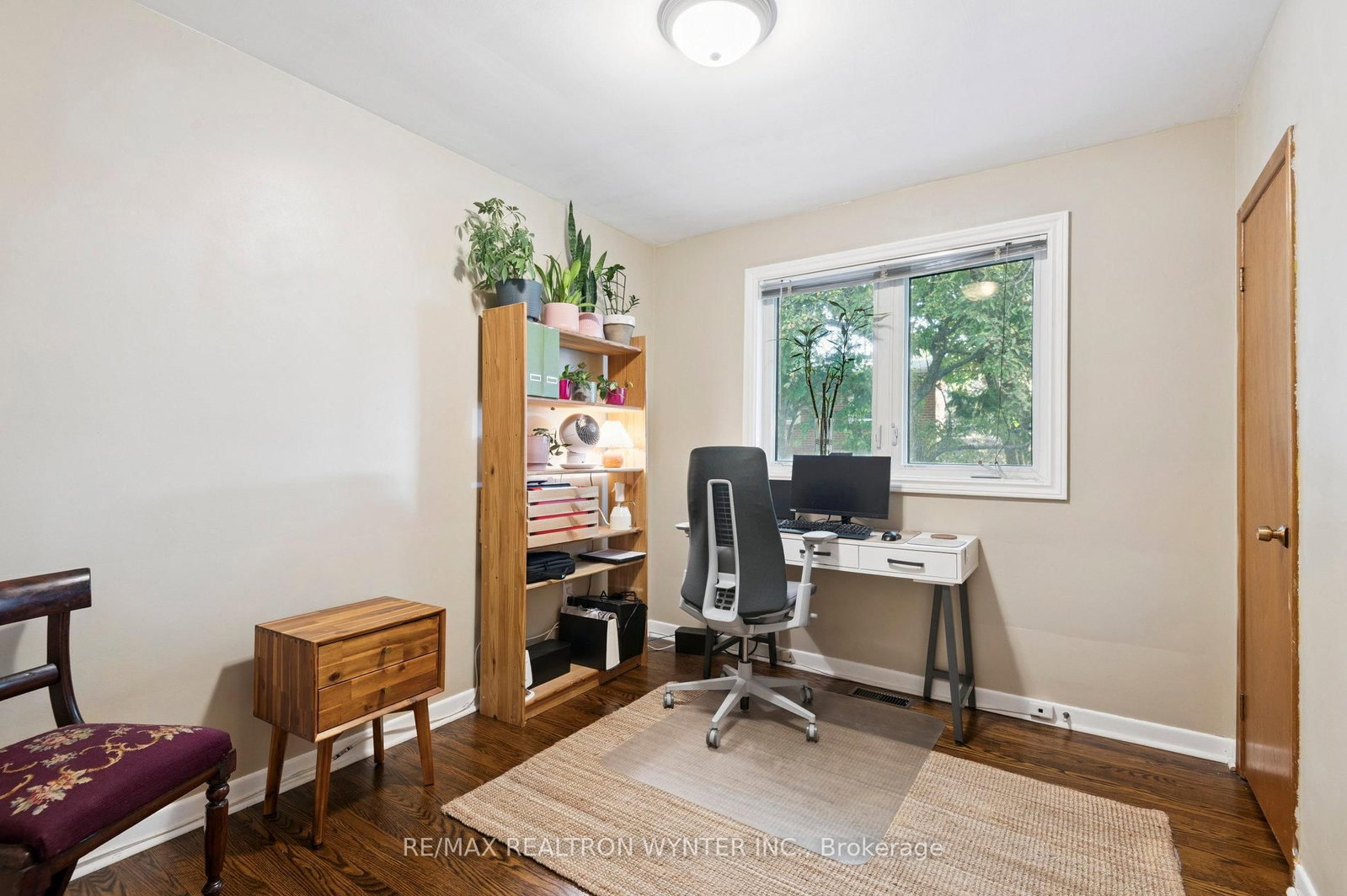 Listing Image 23