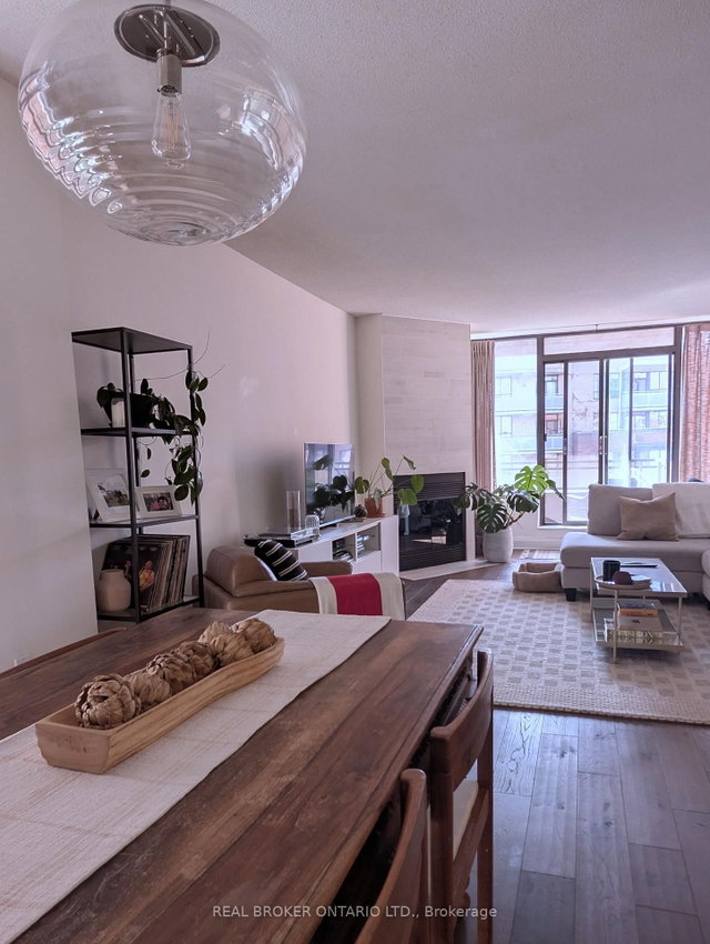 604 - 71 Front Street E