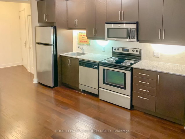 311 - 1 Scott Street