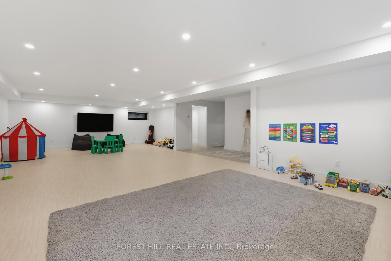 Listing Image 35