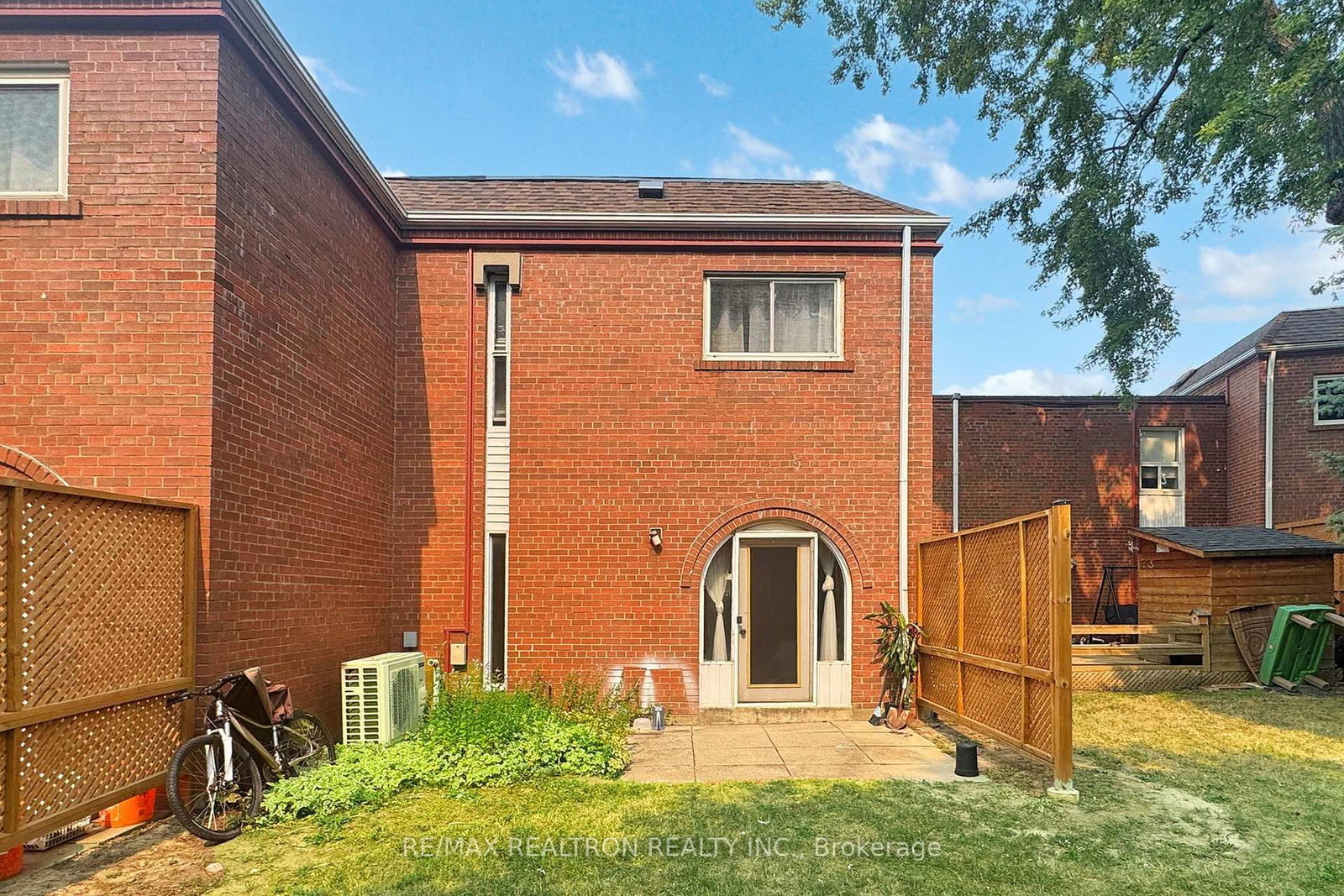 Listing Image 32