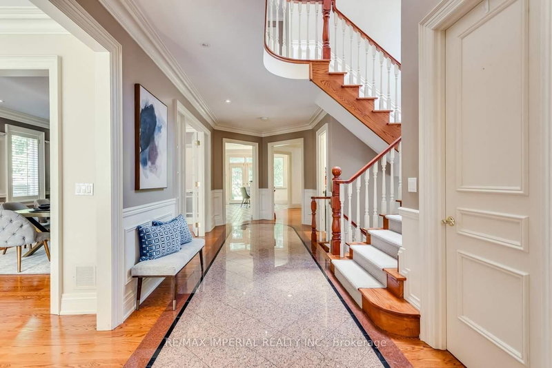 270 Spring Garden Ave, Toronto, M2N 3G9 | Image 3