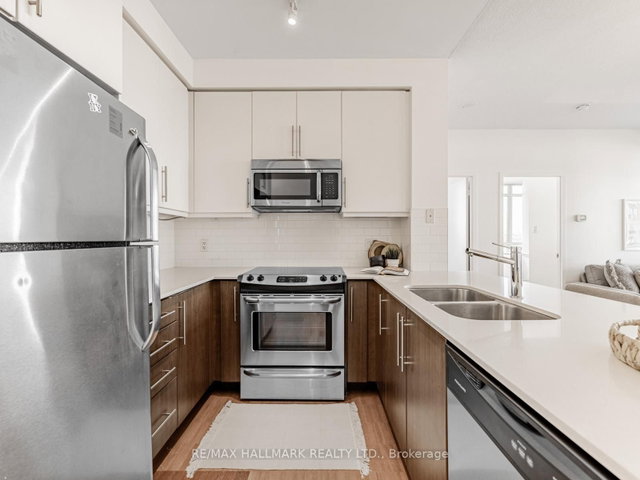 1104 - 1171 Queen Street W