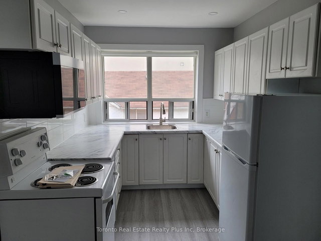 304 - 312 Douglas Avenue