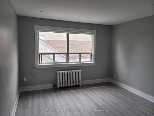 304 - 312 Douglas Avenue