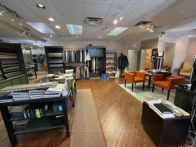 1064 Eglinton Ave W, Toronto, M6C 2C5 | Image 3