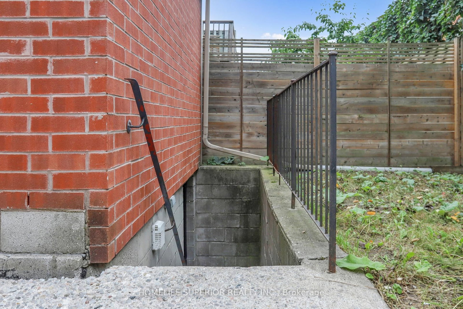 Listing Image 35