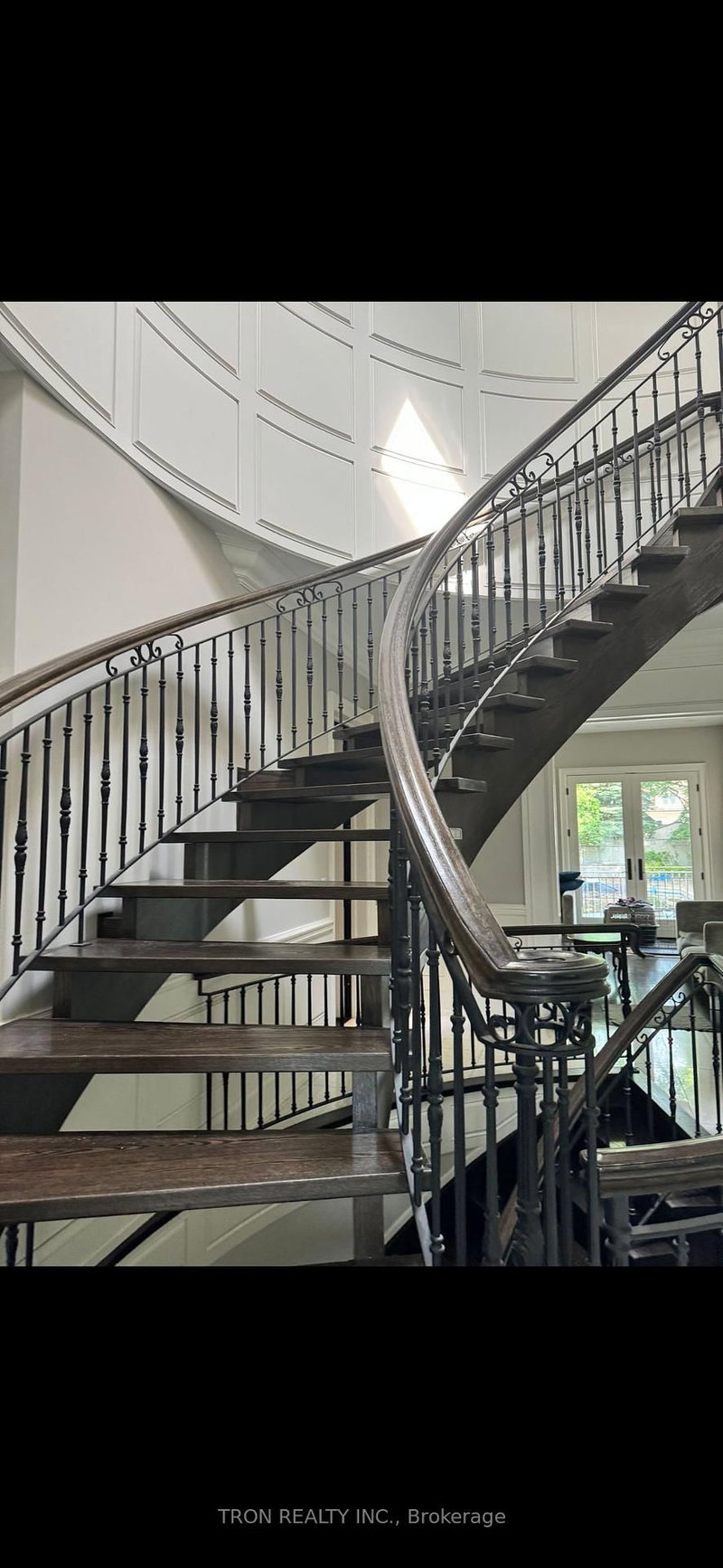 148 Delhi Ave, Toronto, M3H 1A6 | Image 2