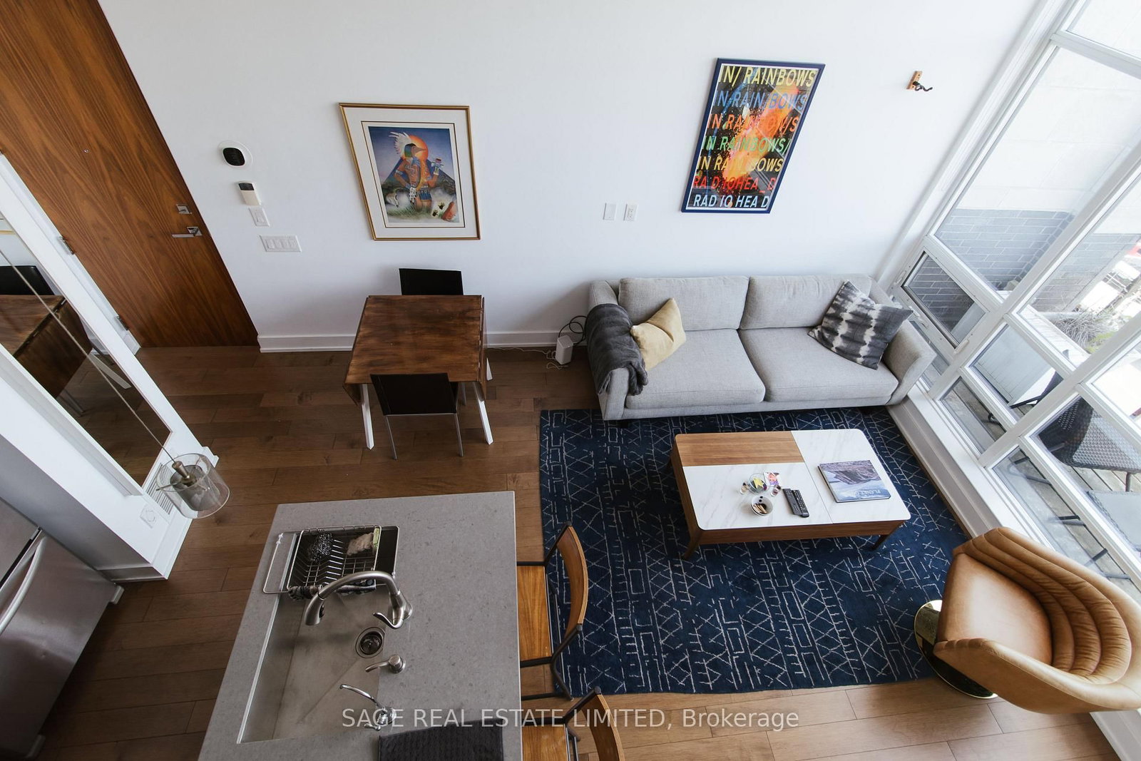 Listing Image 5