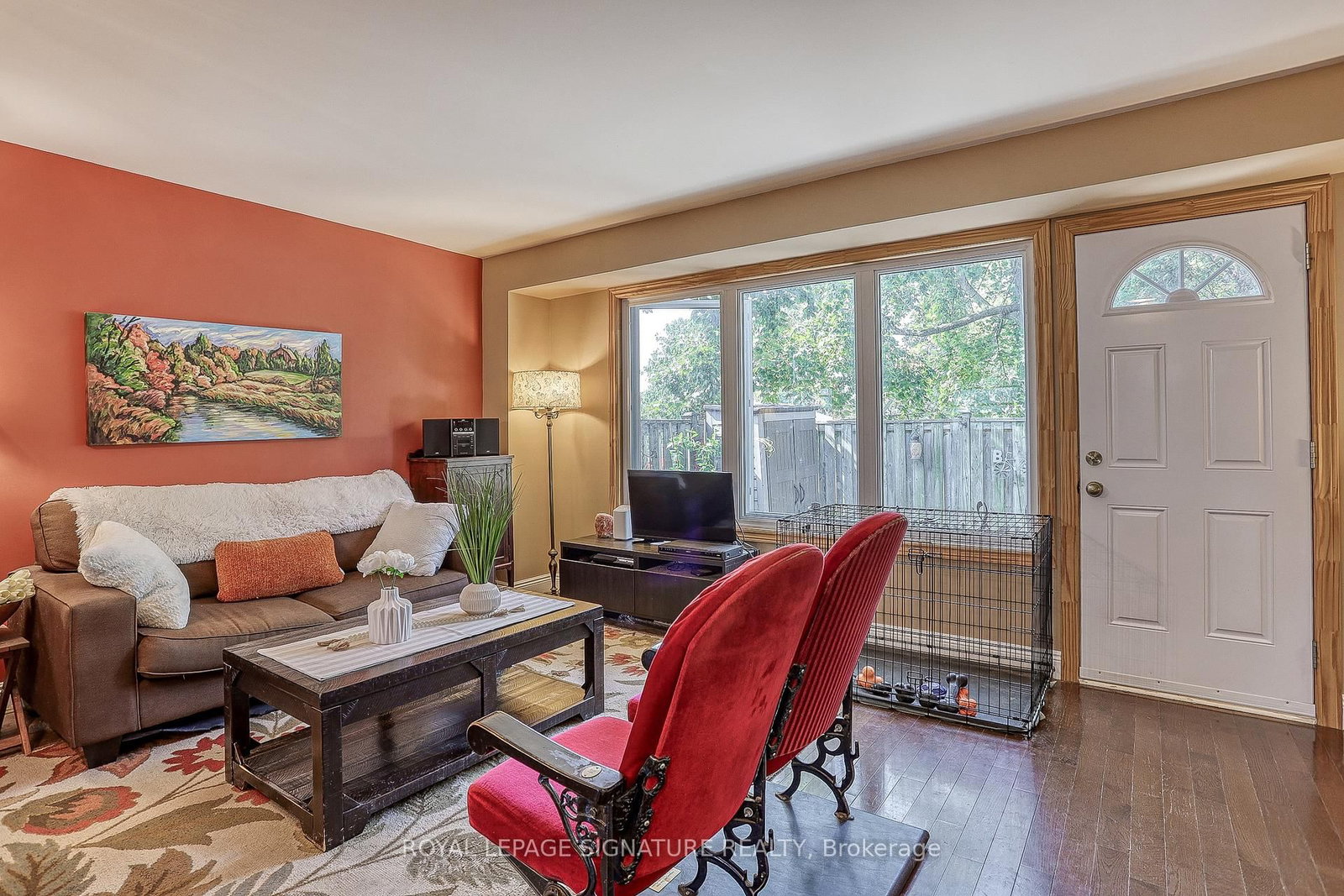 Listing Image 7