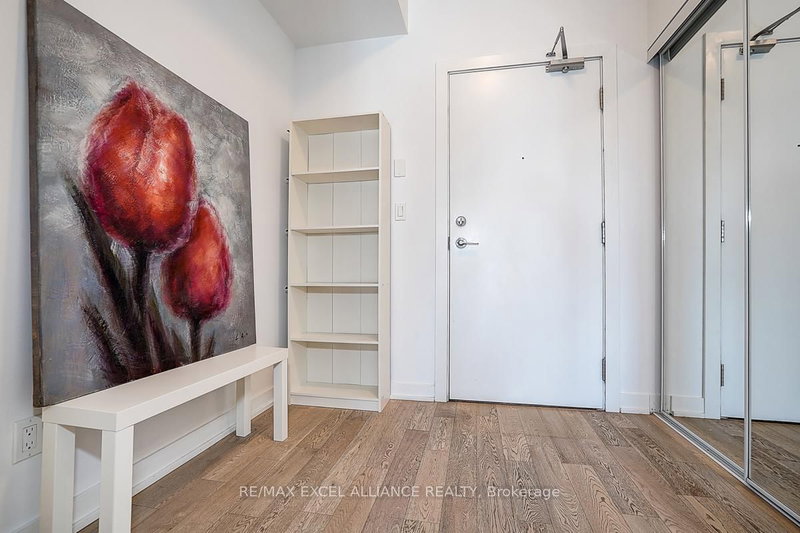 2501 - 20 Bruyeres Mews, Toronto, M5V 0G8 | Image 2