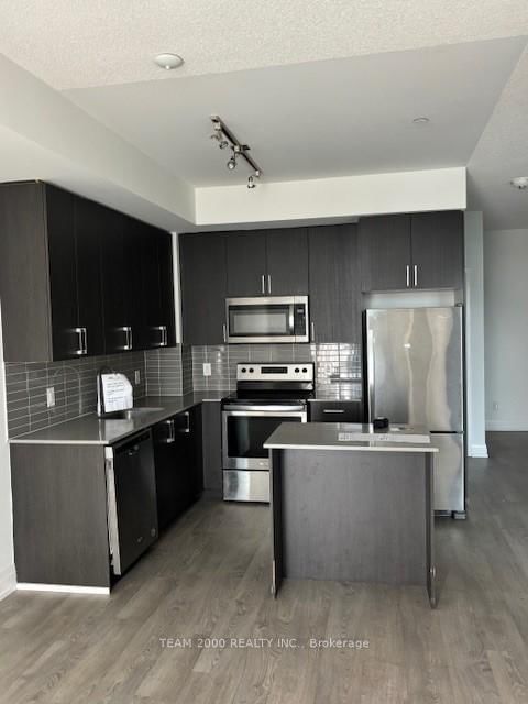 721 - 591 Sheppard Avenue E