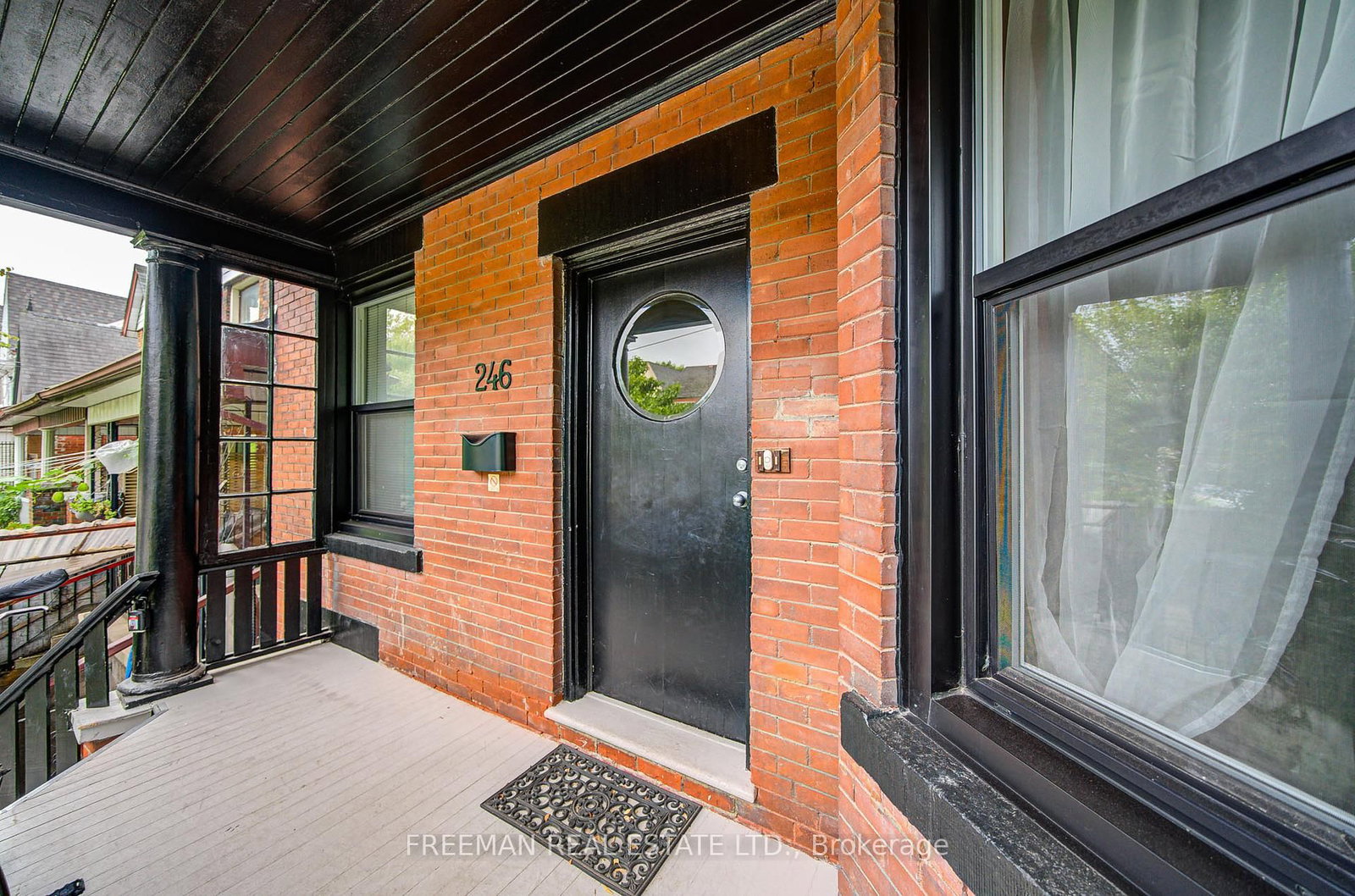 Listing photo 4