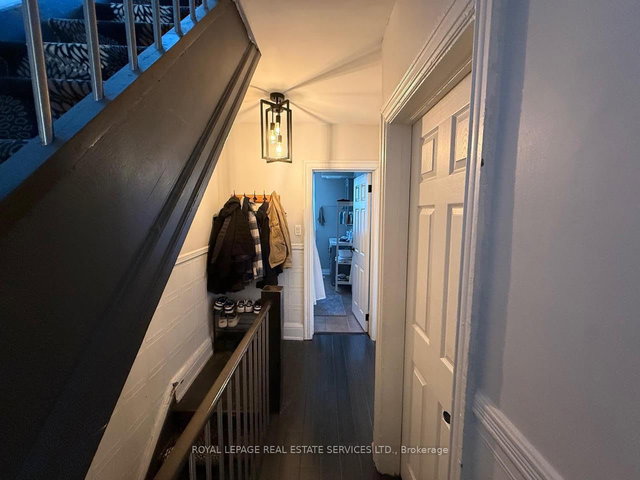 2nd Fl - 263 Grace Street