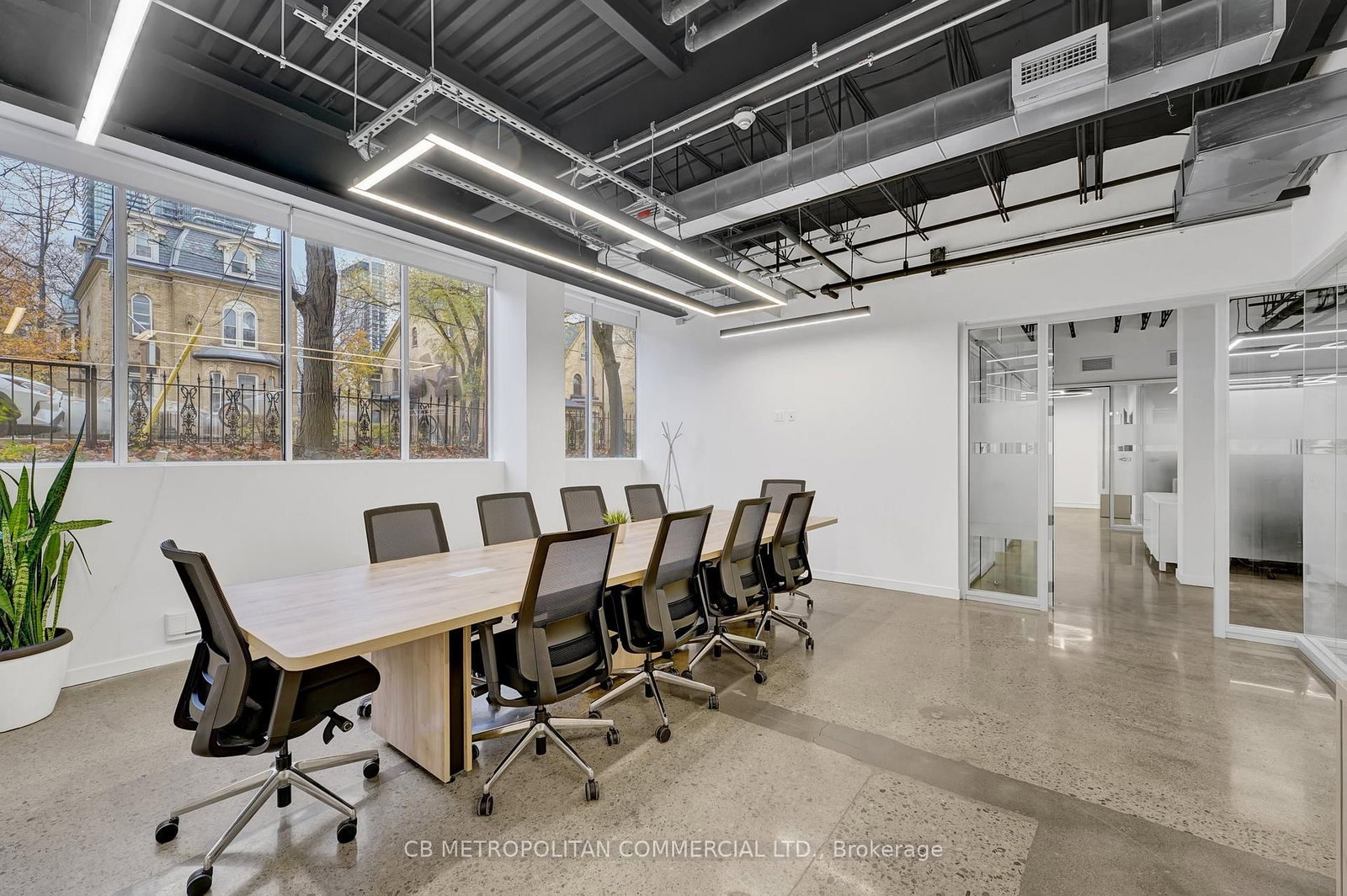 150 Beverley Street, Unit 1 - Photo 4