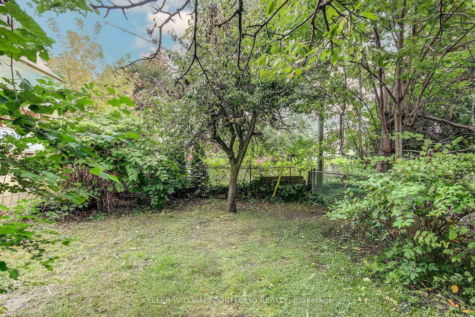 Listing Image 22