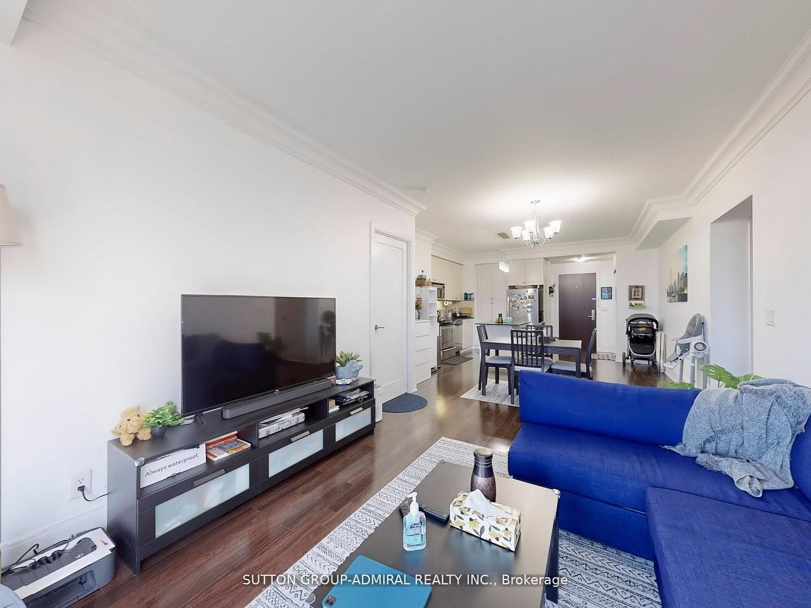 Listing Image 7
