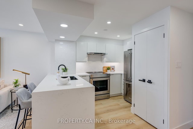 1204 - 801 King Street W