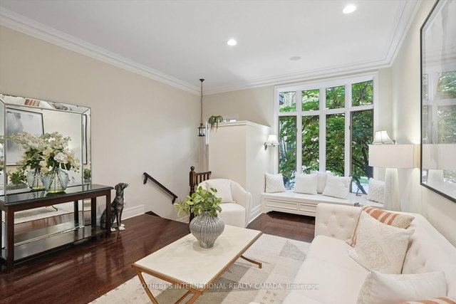 4 - 260 Russell Hill Road