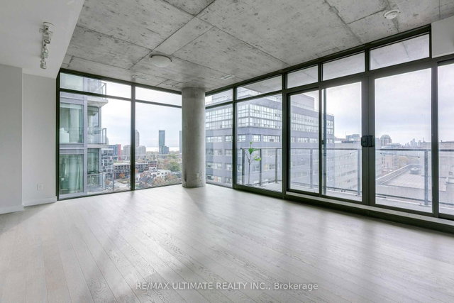 1302 - 111 Bathurst Street