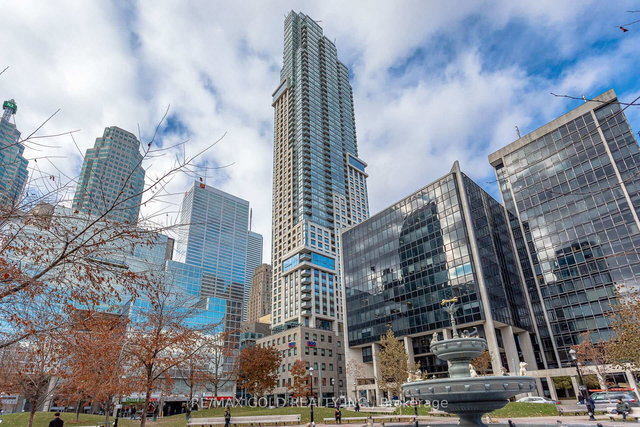 4608 - 88 Scott Street