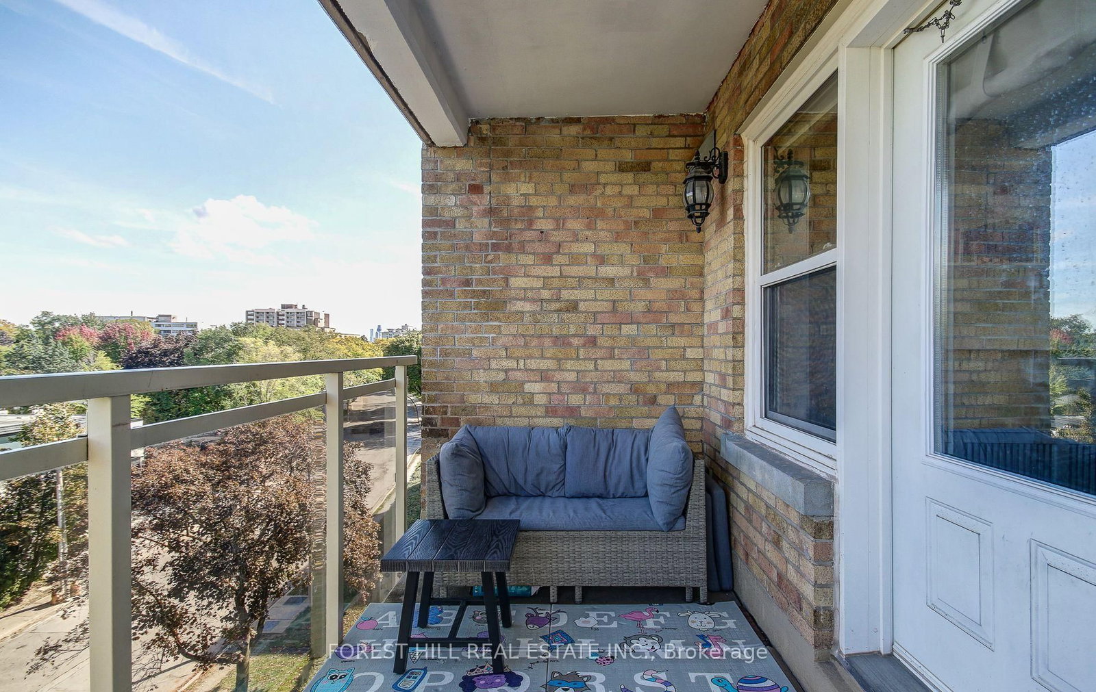 Listing Image 17
