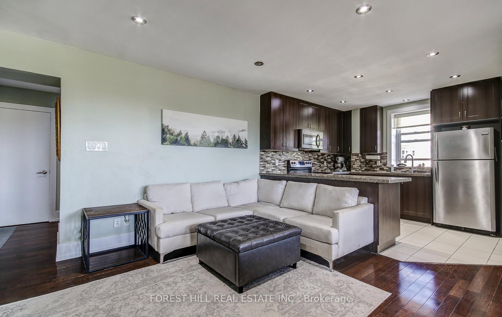 Condo sold at 508-2603 Bathurst Street, Toronto, Ontario, M6B 2Z6 - Forest Hill North - MLS: C12459205