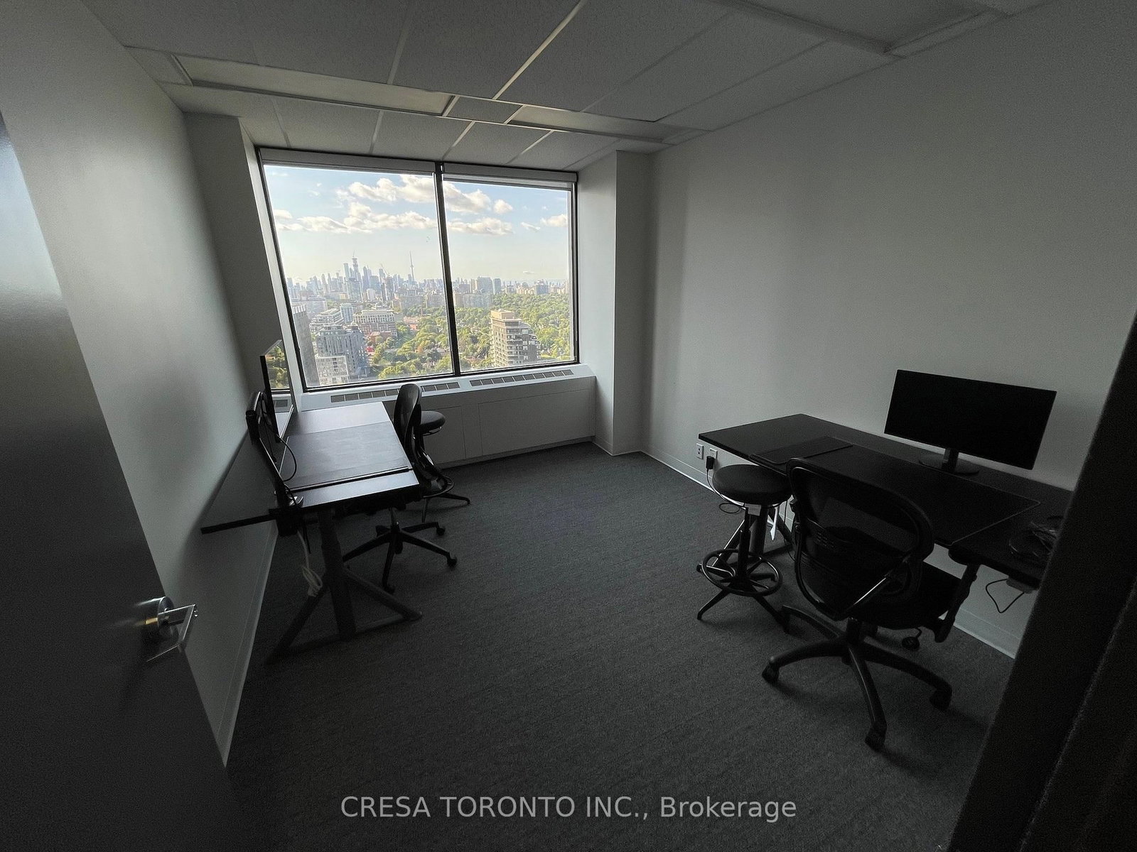 20 Eglinton Avenue W, Unit 1902 - Photo 5