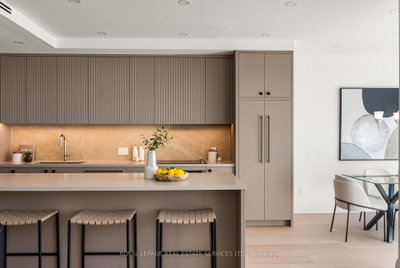 Condo sold at 334-40 Oaklands Avenue, Toronto, Ontario, M4V 2Z3 - Yonge-St. Clair - MLS: C12460420