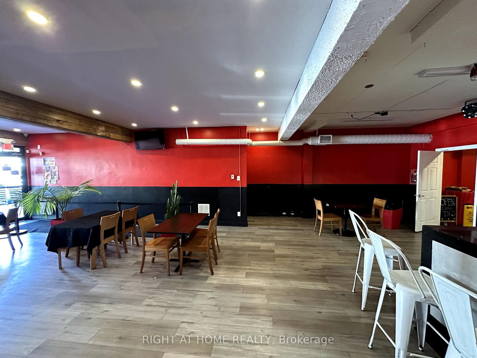 1653 Eglinton Avenue W - Photo 8