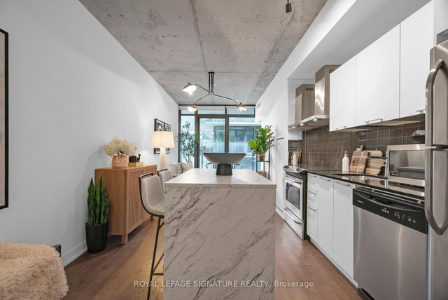 804 - 650 King Street W