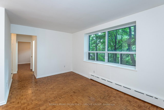 303 - 78 Warren Road