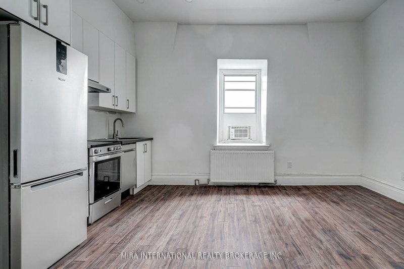 301 - 180 Sherbourne St, Toronto, M5A 2R7 | Image 3