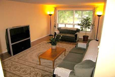 270 Roywood Dr, Toronto, M3A2E6 | Image 2