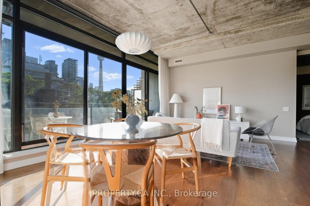 403 - 10 Morrison Street