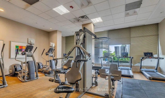 807 - 5793 Yonge Street