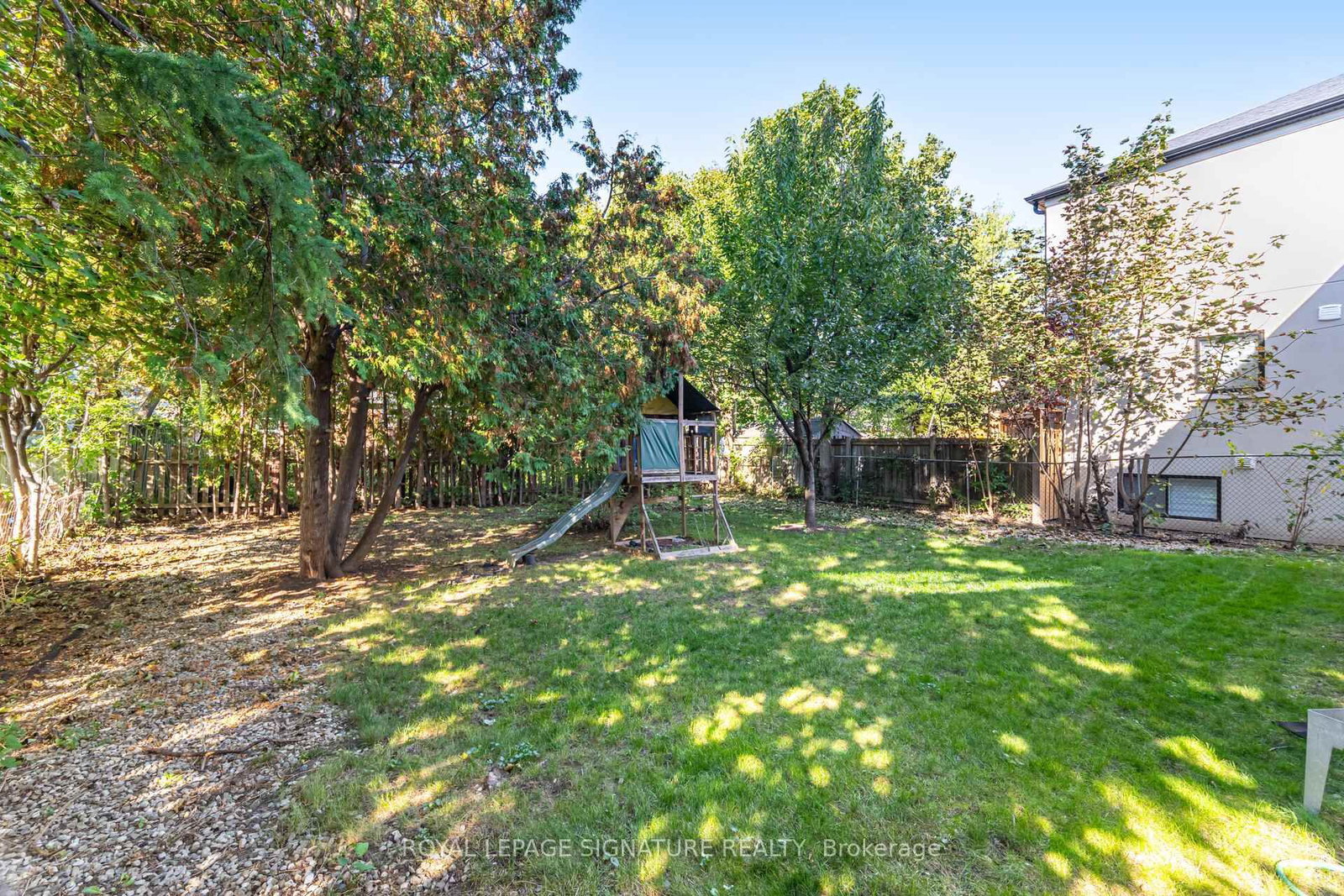 Listing Image 44