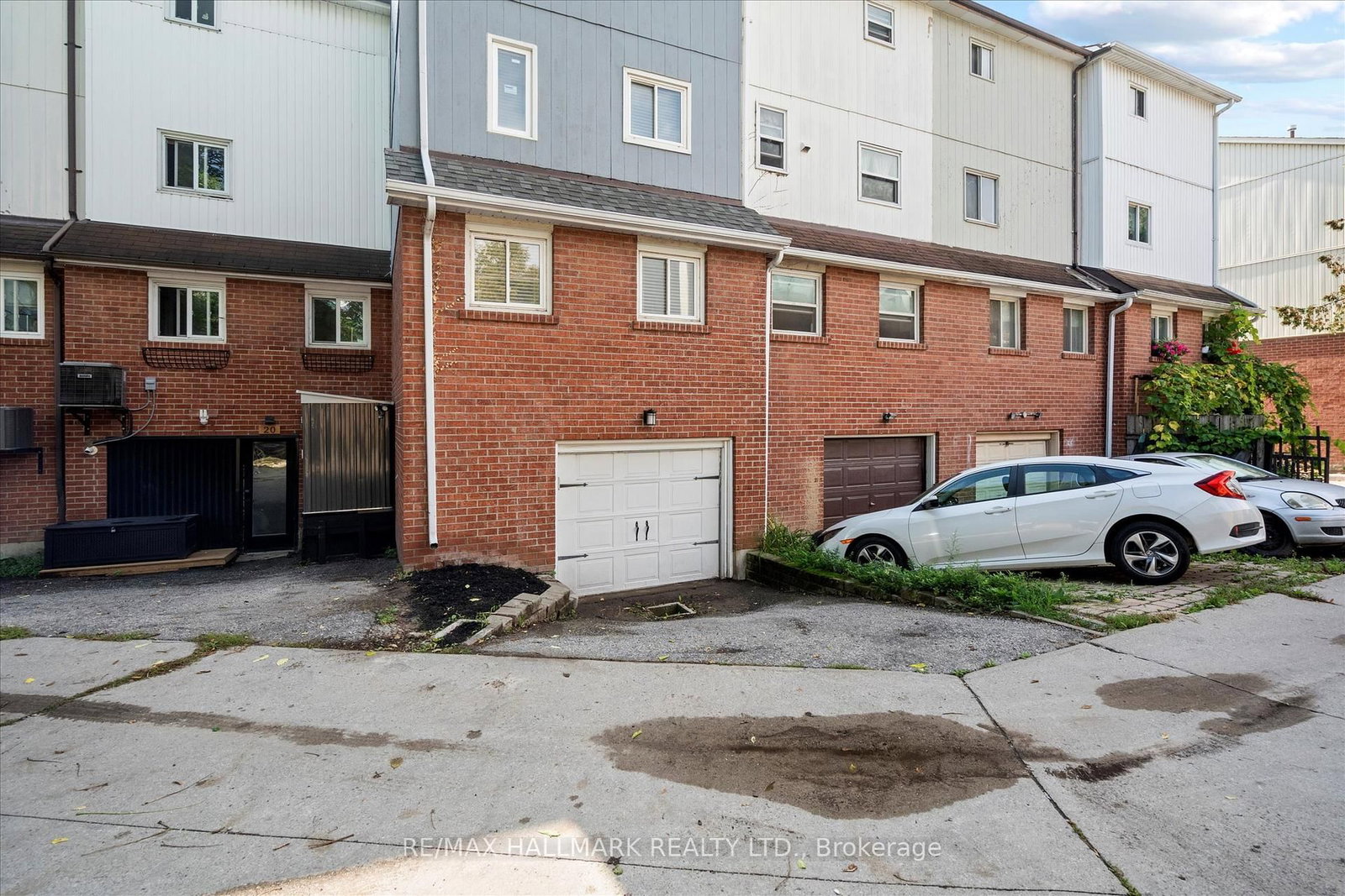 Listing Image 45
