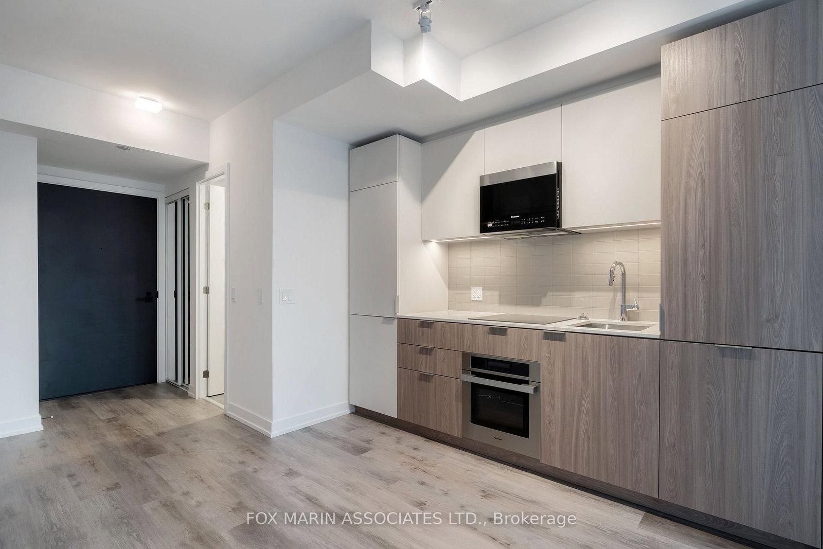 28 Eastern Avenue, Unit 437 - Photo 4