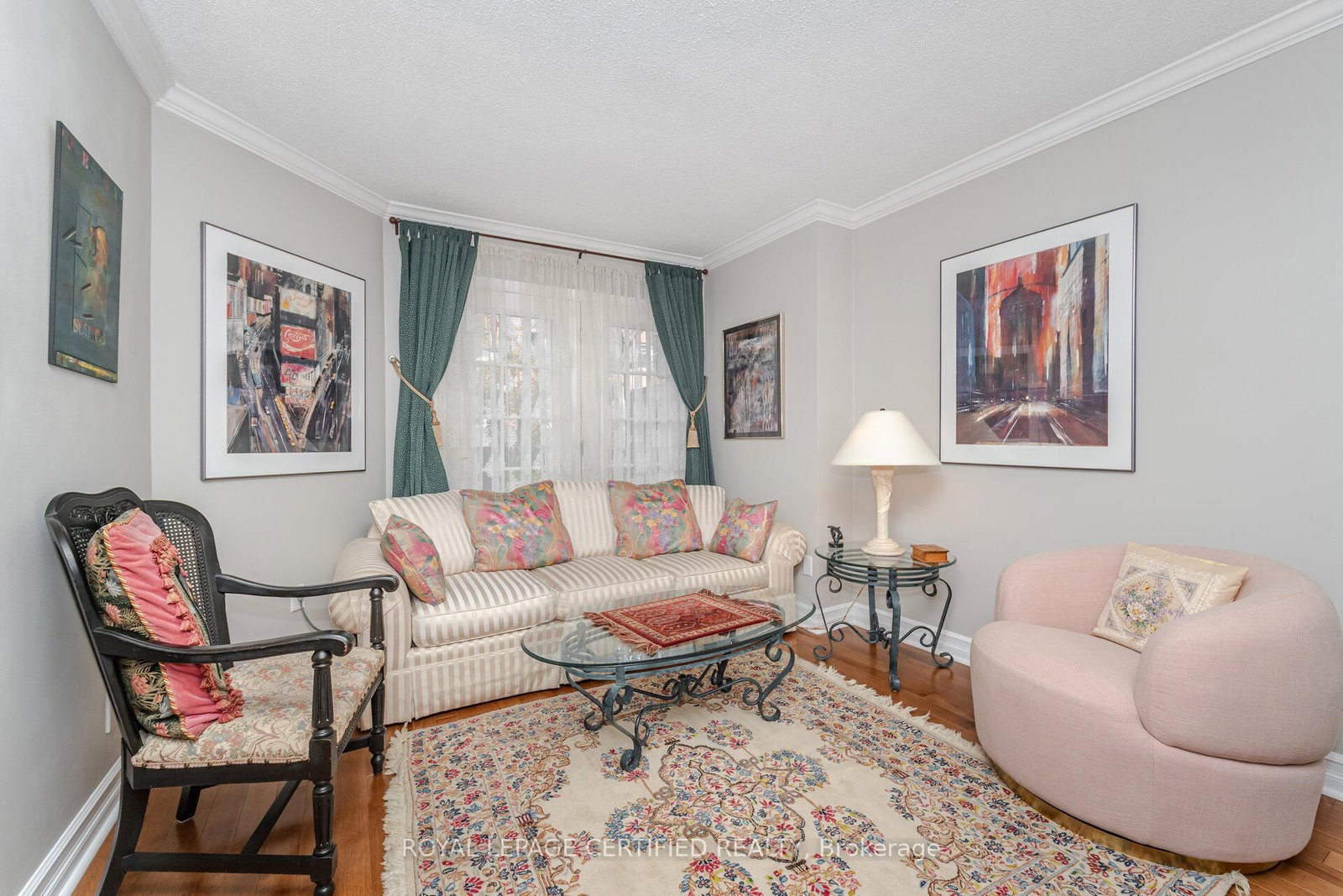 Listing Image 7
