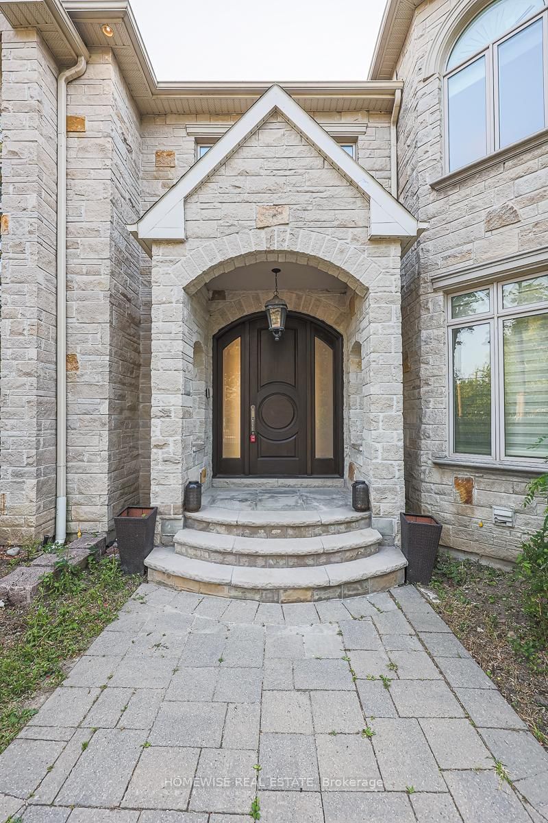 2706 Bayview Ave, Toronto, M2L 1B9 | Image 2