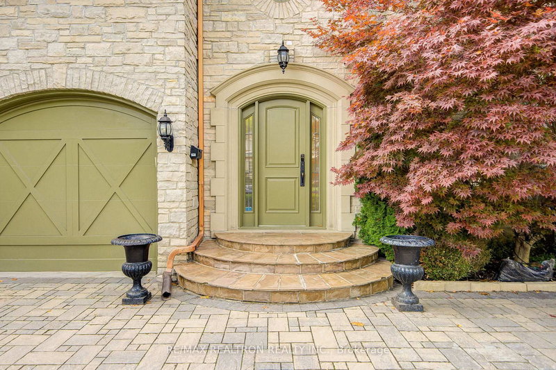 7 Legacy Crt, Toronto, M2L 2Y7 | Image 3
