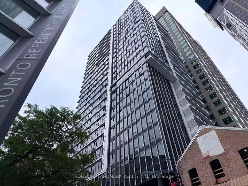2201 - 771 Yonge Street