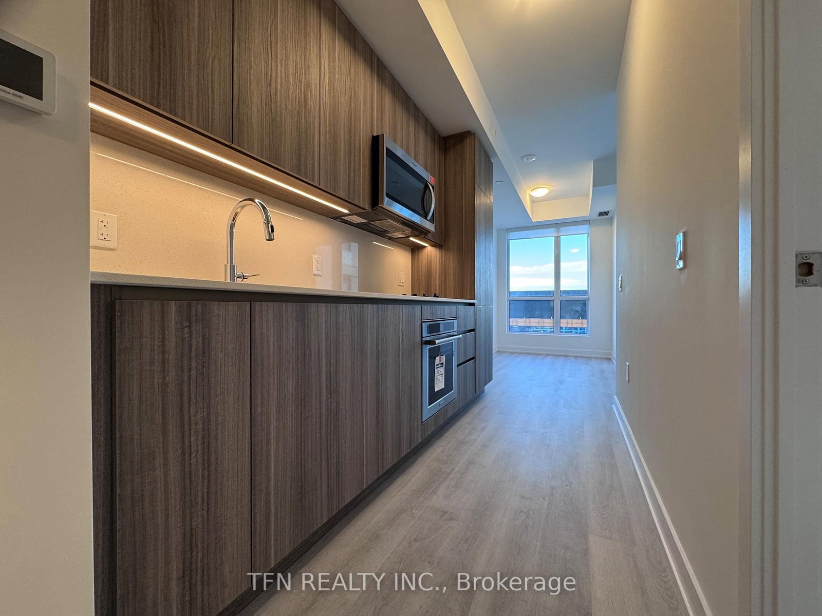 15 Richardson Street, Unit 1608 - Photo 3