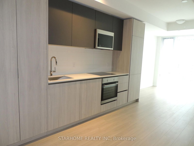 3307 - 8 Widmer St, Toronto, M5V 0W6 | Image 2