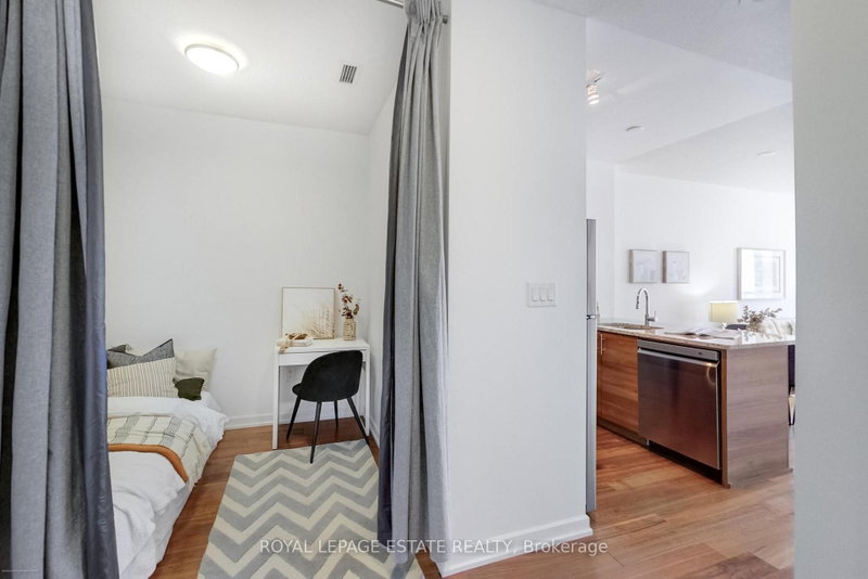 Room1