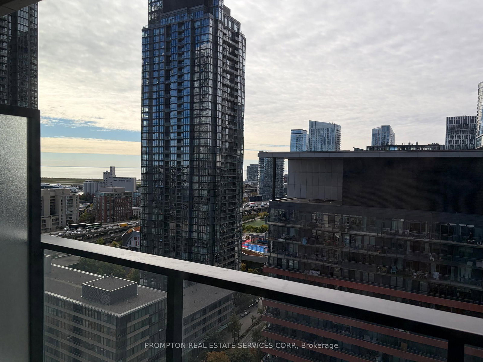 3 CONCORD CITYPLACE Way, Unit 2002 - Photo 13